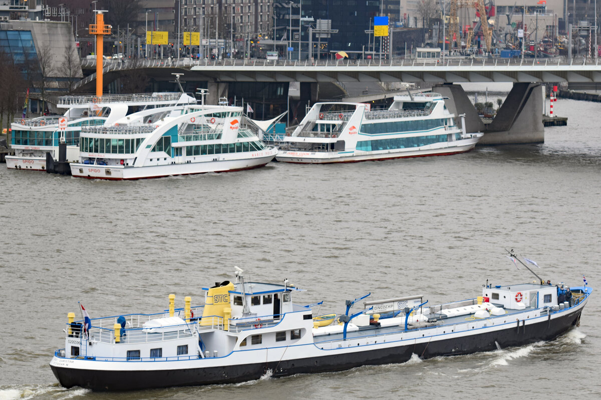 PRINSES CHRISTINA (ENI 02005966) am 09.02.2022 in Rotterdam