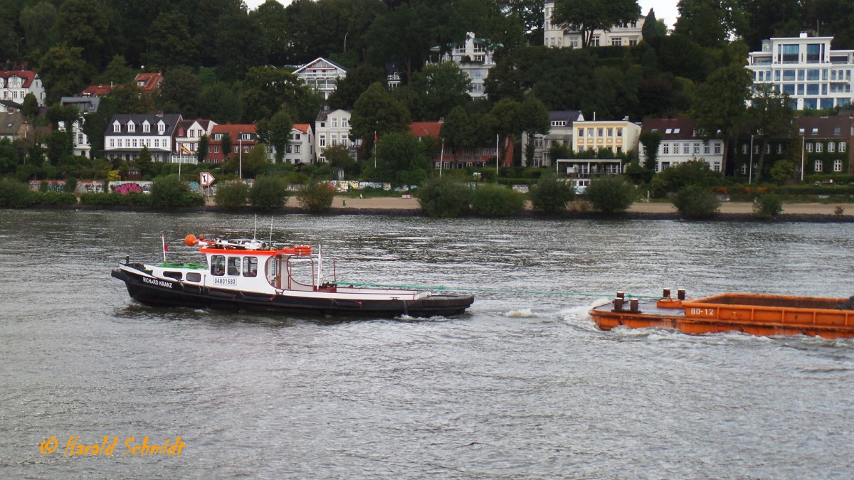 RICHARD KRANZ (ENI 04801680)(H 3409) am 8.9.2015, Hamburg, Elbe Höhe Övelgönne / Schleppbarkasse der HPA / LxB 15x4m / 