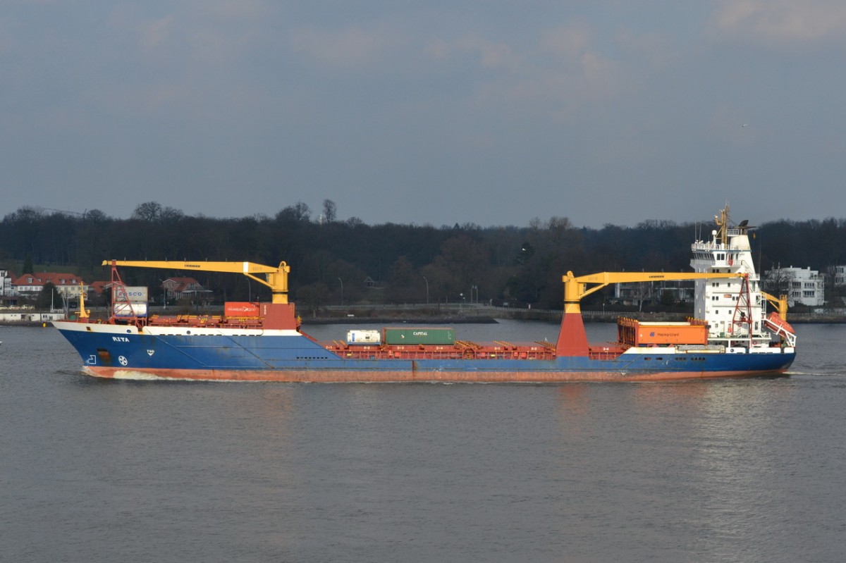 RITA   Containerschiff   27.02.2014    Rüschpark