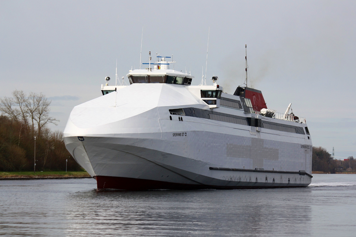 Ro Ro Cargo ship SUPERRUNNER JET II (IMO:9171163) Flagge Cypus am 04.04.2023 im NOK bei Schacht Audorf.