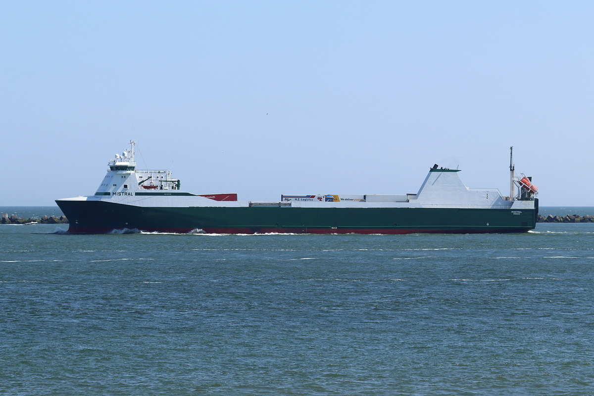 RO-RO Frachtschiff MISTRAL IMO 9183788 Maasvlakte/Rotterdam 15.7.2026