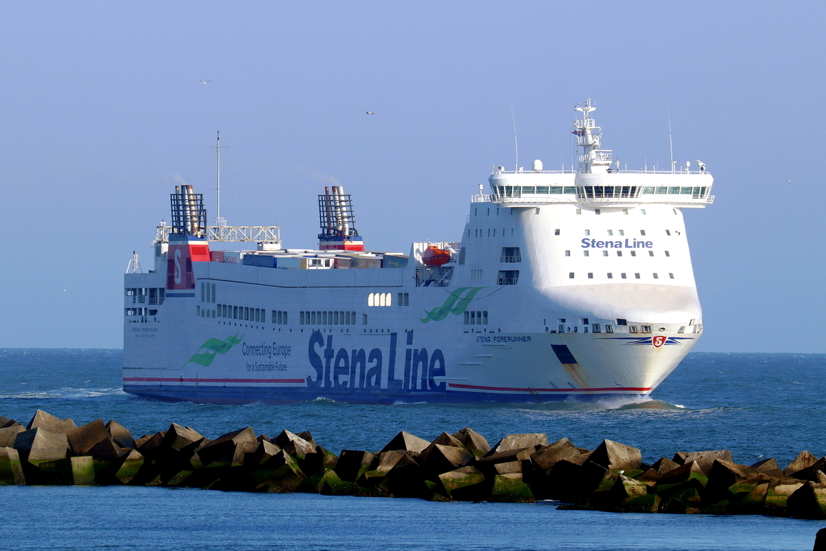 RO-RO Frachtschiff STENA FORERUNNER IMO 9227259 Maasvlakte/Rotterdam 15.7.2026