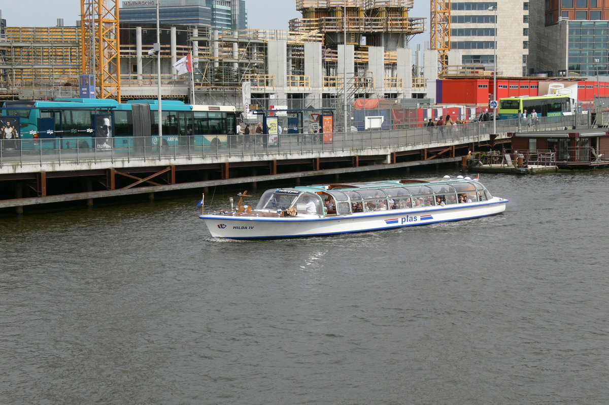 Rundfahrboot Hilda IV der Rederij Plas  aufgenommen 25.04.2009 auf Rundfahrt in Amsterdam