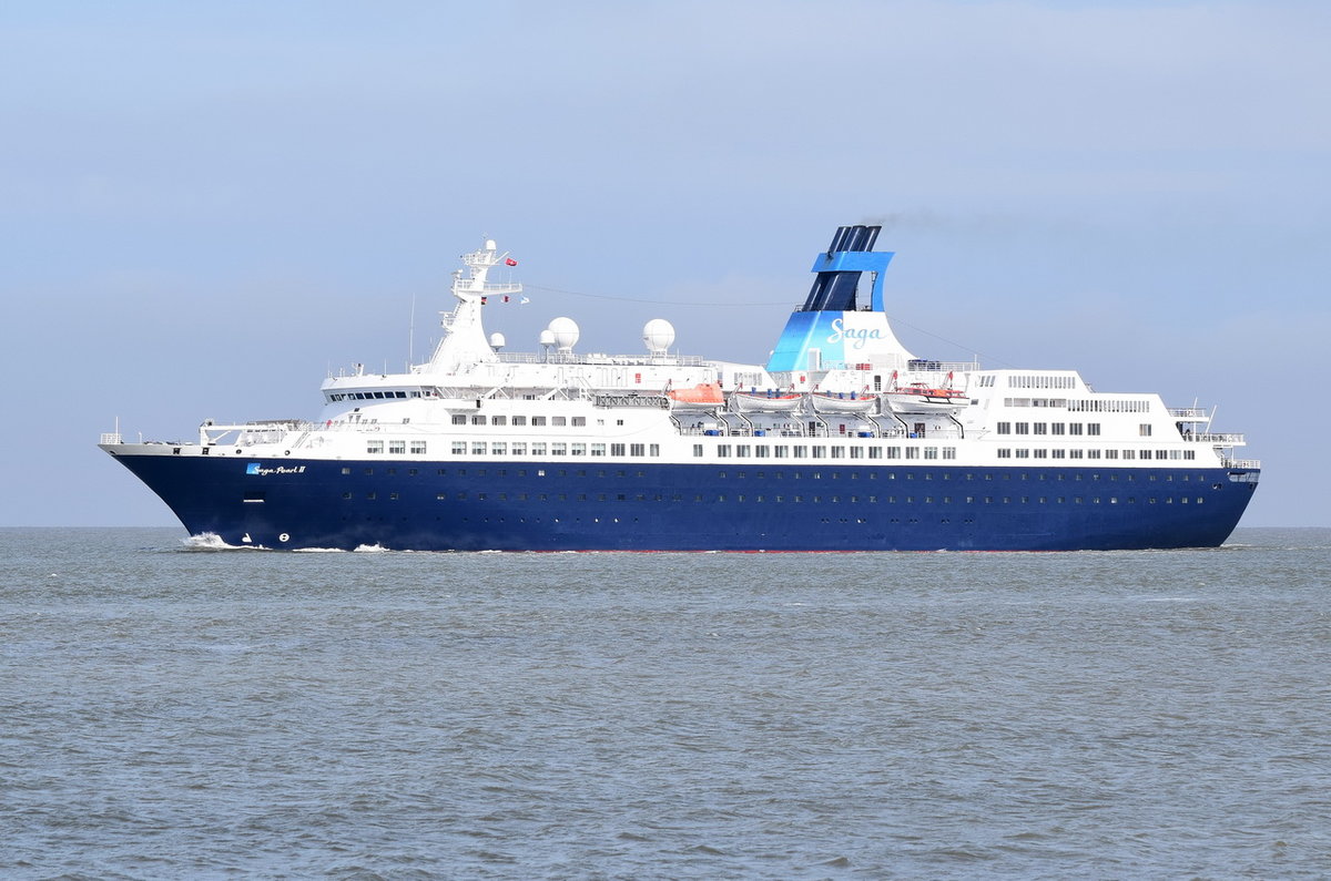 SAGA PEARL II , Kreuzfahrtschiff , IMO 8000214 , Baujahr 1981 , 164.4 × 22.6m , 654 Passagiere und 285 Besatzung , 18.05.2017 Cuxhaven