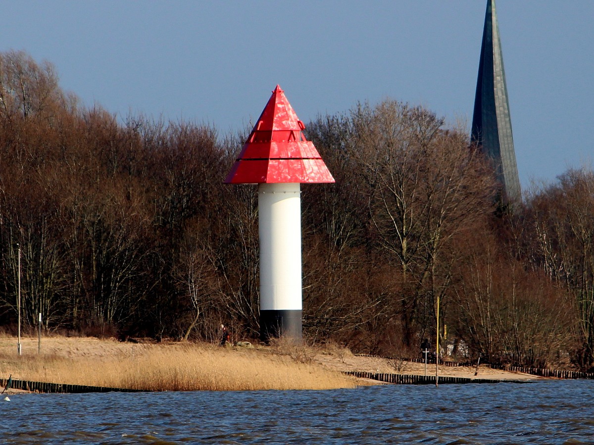 Sandstedt Unterfeuer am 02.03.2014 ist 15m hoch, Bj. 1981