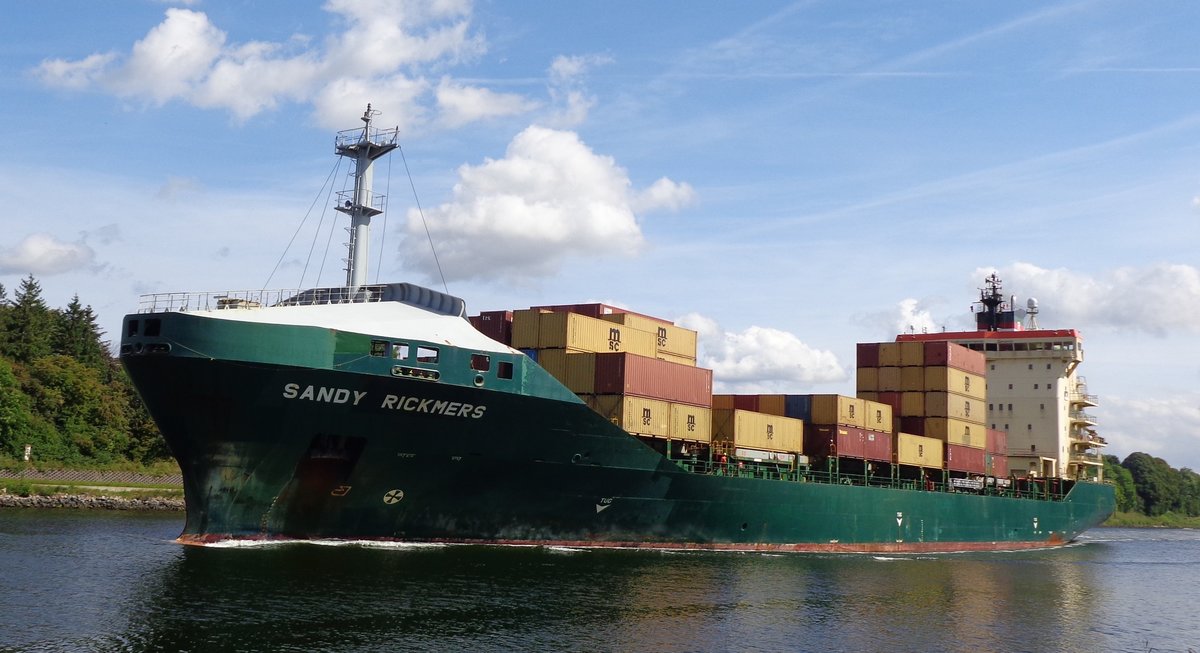 SANDY RICKMERS  - IMO= 9220079 - Bj.2002 - 14901 To. ex OOCL MOSCOW -- Am 03.09.2016 in Kl.Königsförde