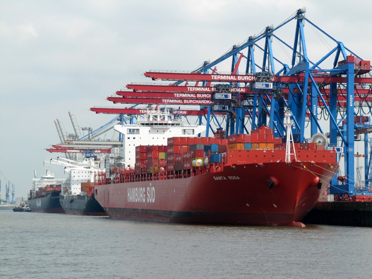 Santa Rosa der Hamburg Süd (IMO 9430363 , 299,90 x 42,80) am 05.05.2014 am Burchardkai im Hafen HH.