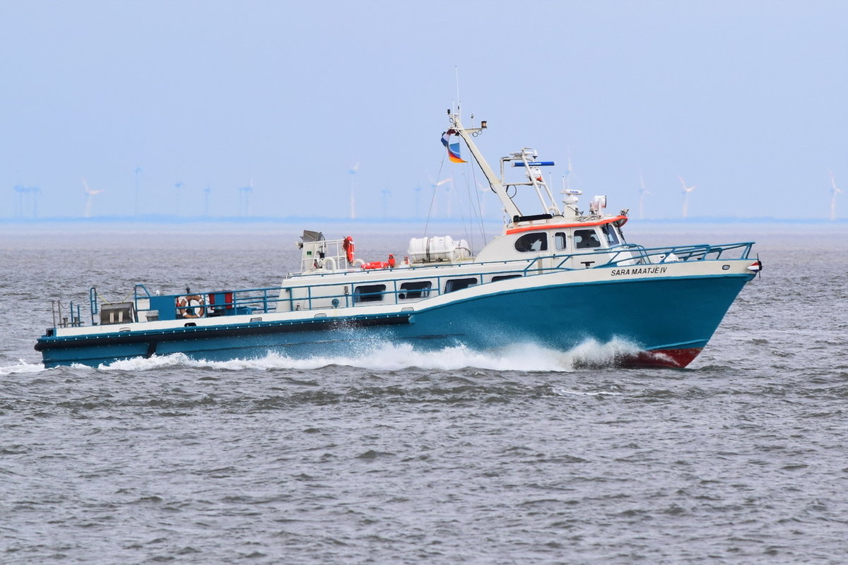 SARA MAATJE IV , Passagierschiff ,  MMSI 245175000 , 20 × 5m , 03.04.2018 Cuxhaven Alte Liebe