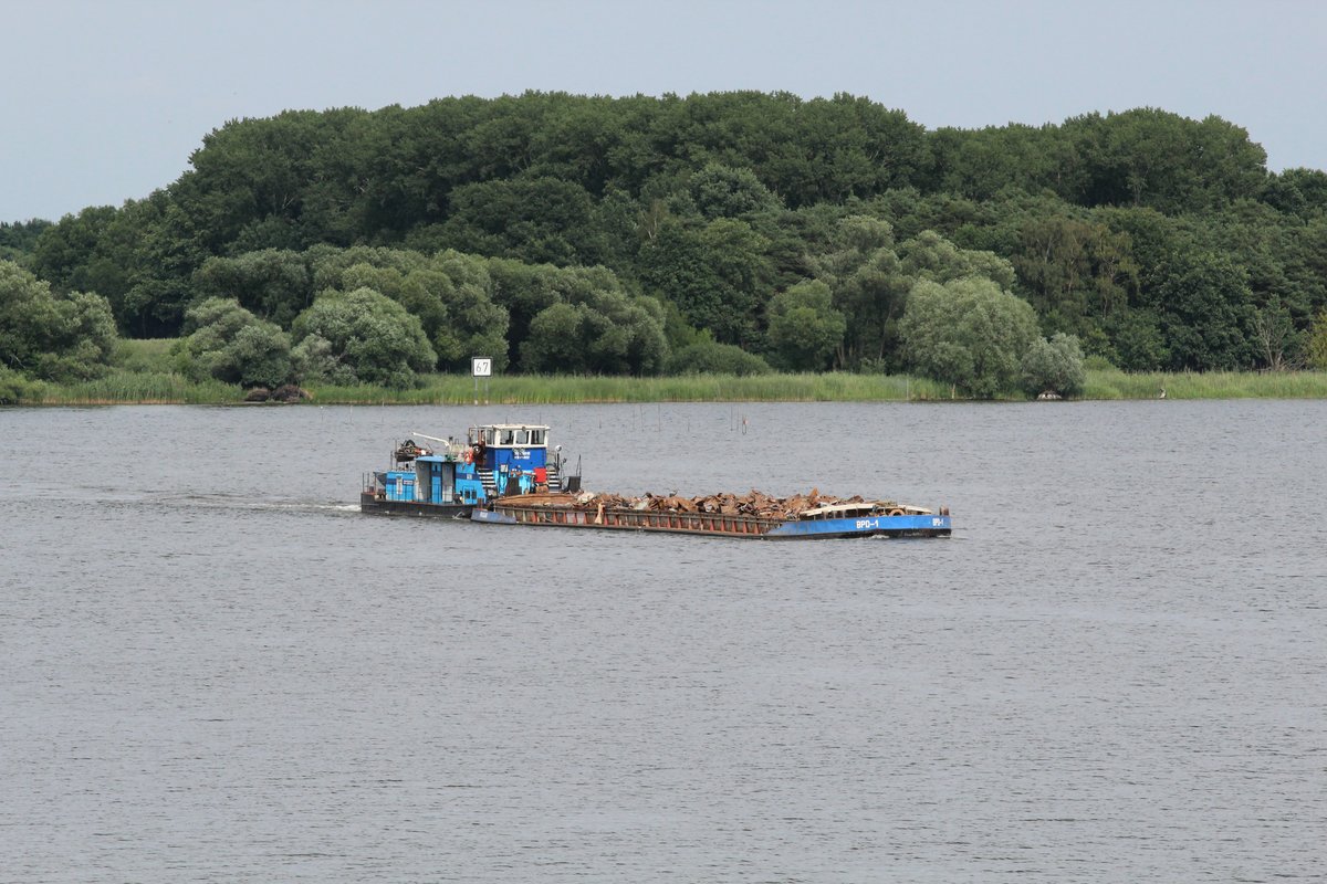 SB Deni (08356131) kam am 12.07.2016 aus der Havel zu Berg in den Plauer See eingefahren und fuhr nach Steuerbord in den Elbe-Havel-Kanal / Wendsee. 