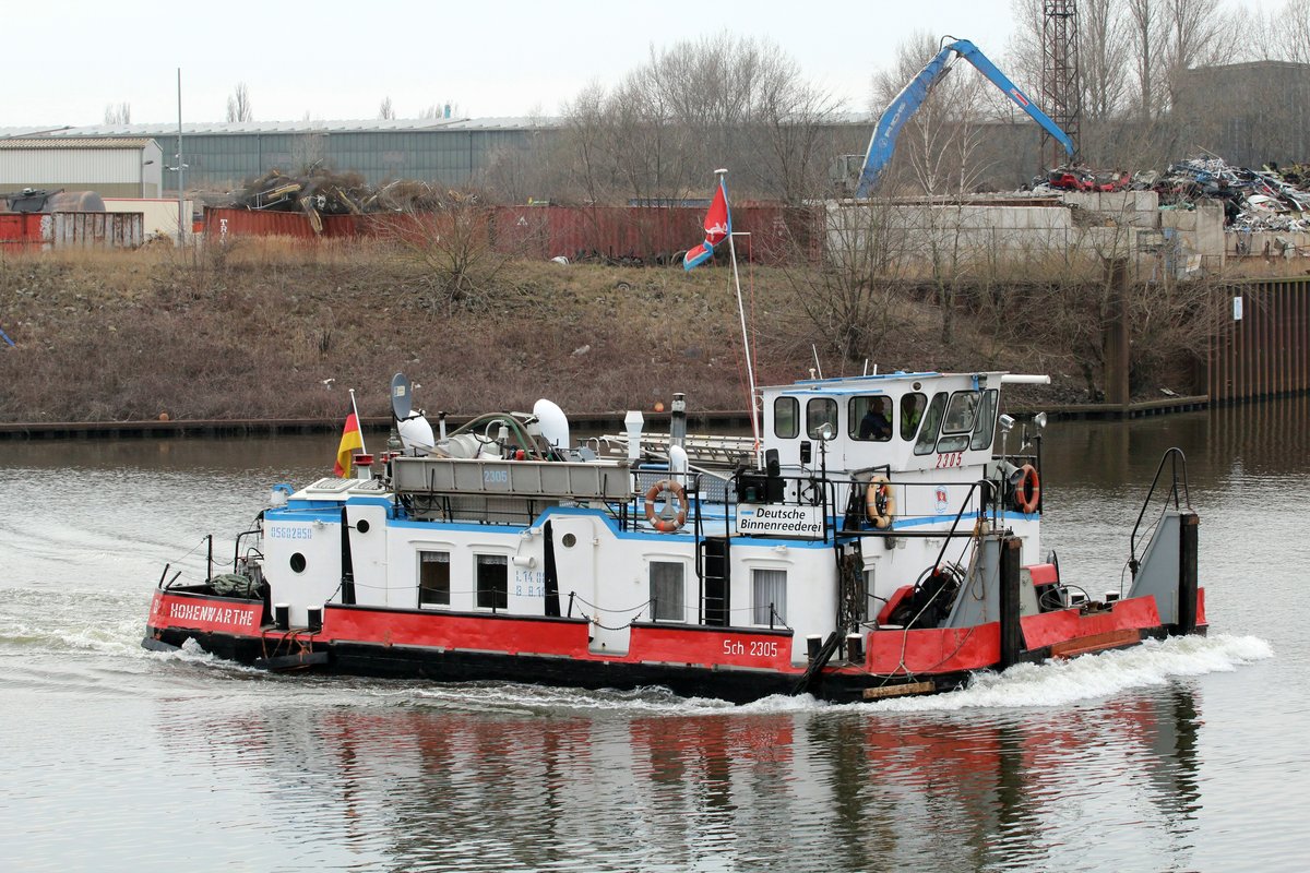 SB SCH 2305 (05602850 , 14,06 x 8,16m) am 13.03.2016 im Zweigkanal Höhe Becken II des Magdeburger Hafens.