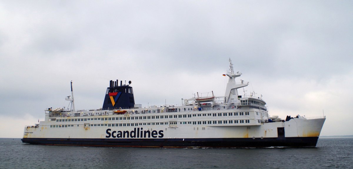 Scandlines Fährschiff Kronprins Frederik eingehend Rostock am 21.10.16