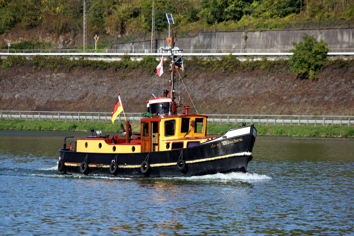 Schleppboot DE OL TRISCHEN MB 1168 B am 12.09.2020 auf der Mosel in St.Aldegund.