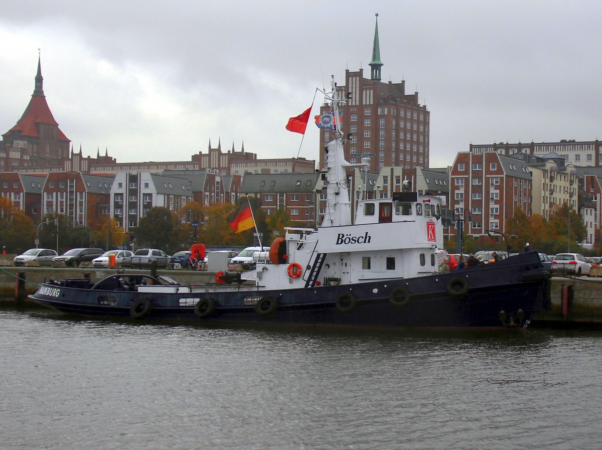 Schlepper  Boesch  am 17.10.13 in Rostock.