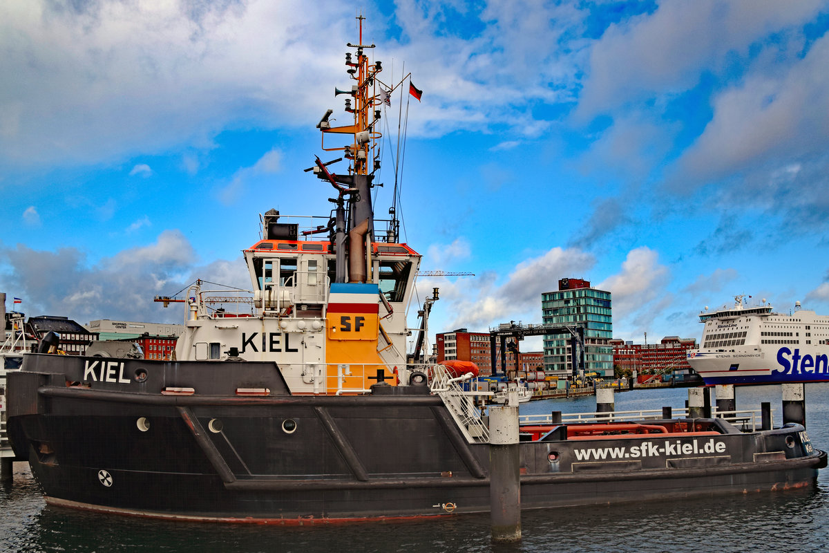 Schlepper KIEL in Kiel. Aufnahme vom 3.10.2017