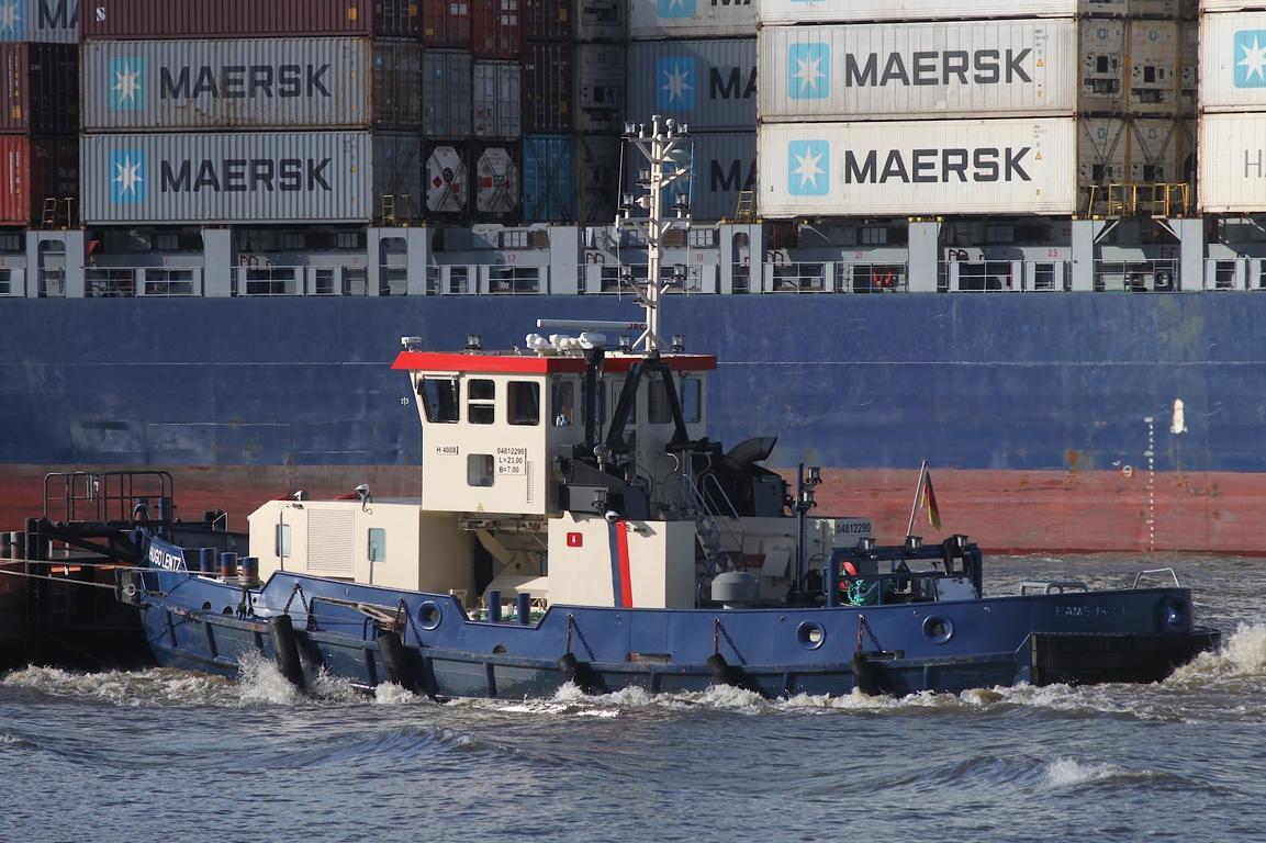 Schlepper und Schuber HUGO LENTZ (ENI 04812290); Eigner/Betreiber: HPA; Datum: 23.09.2025; Aufnahmeort: Elbe/Hafen Hamburg, Deutschland. 