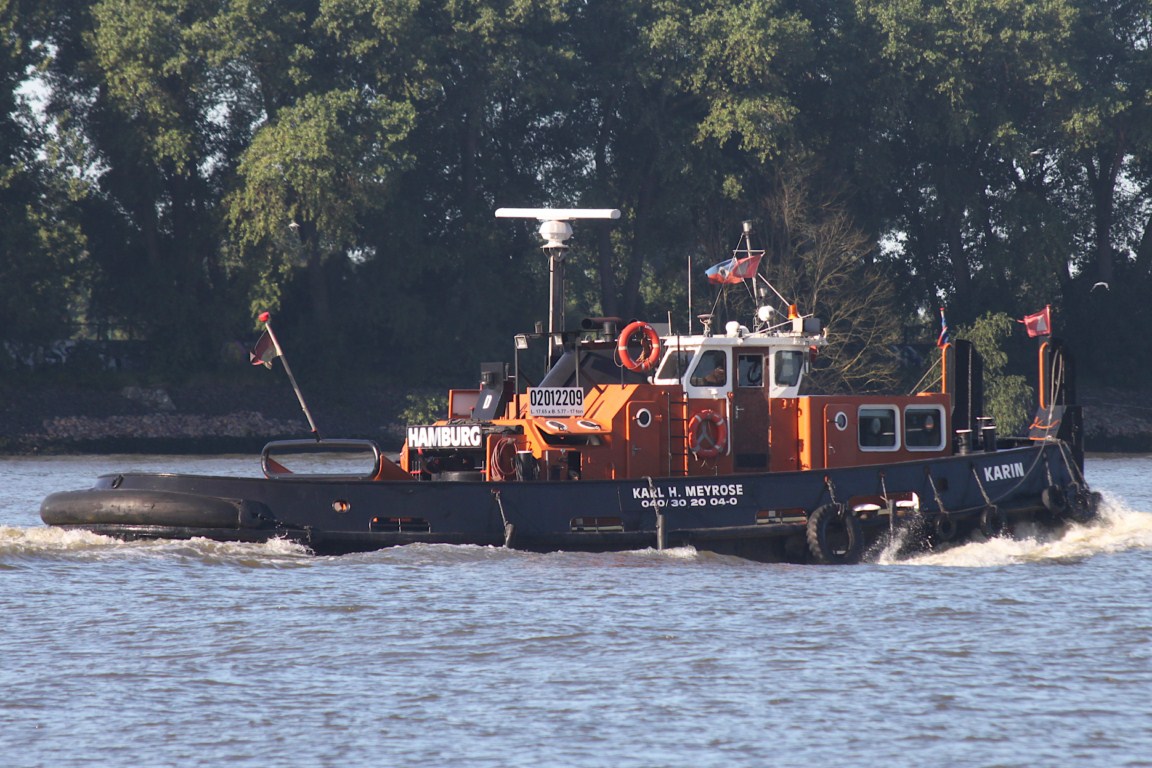 Schlepper und Schuber KARIN (ENI 02012209); Eigner/Betreiber: Meyrose; Datum: 21.07.2026; Aufnahmeort: Elbe/Hafen Hamburg, Deutschland.