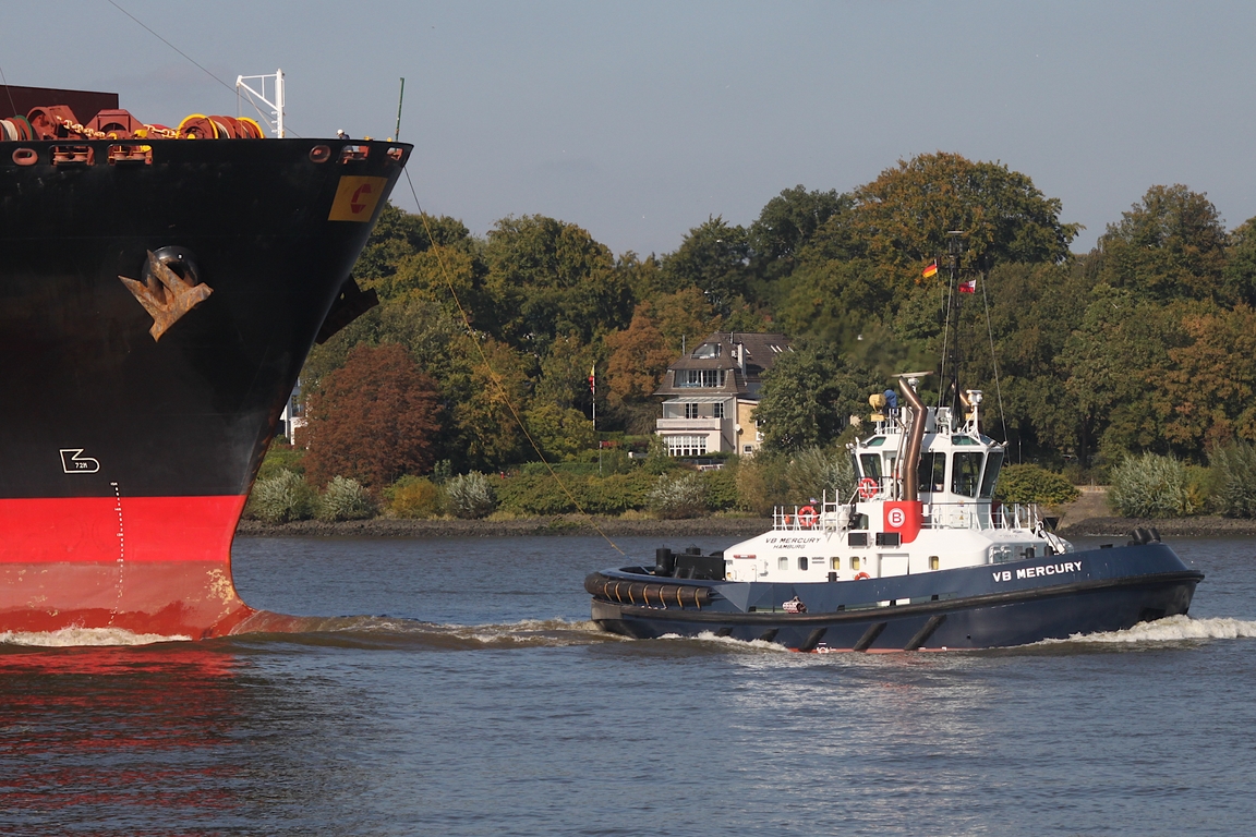 Schlepper VB MERCURY (IMO 9597367); Eigner/Betreiber: Boluda; Datum: 02.10.2025; Aufnahmeort: Elbe/Hafen Hamburg, Deutschland. 