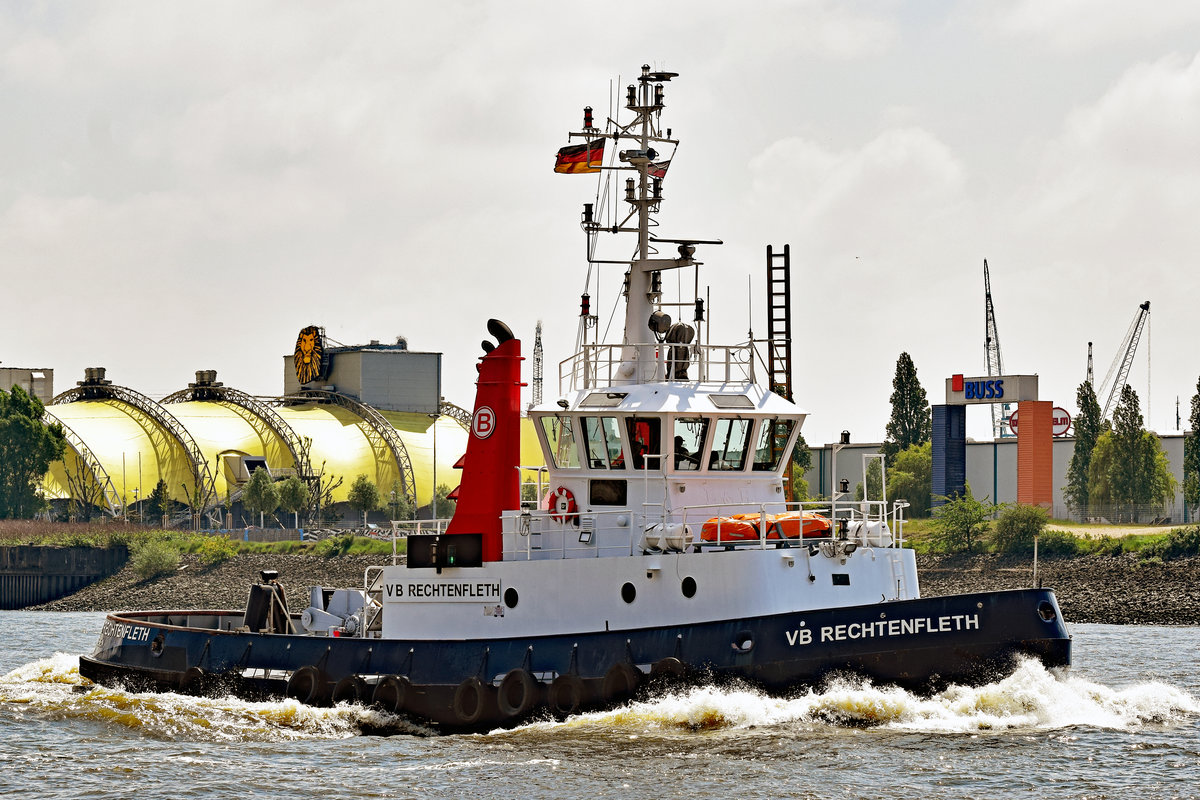 Schlepper VB RECHTENFLETH (IMO 8701090) am 26.05.2020 im Hafen von Hamburg