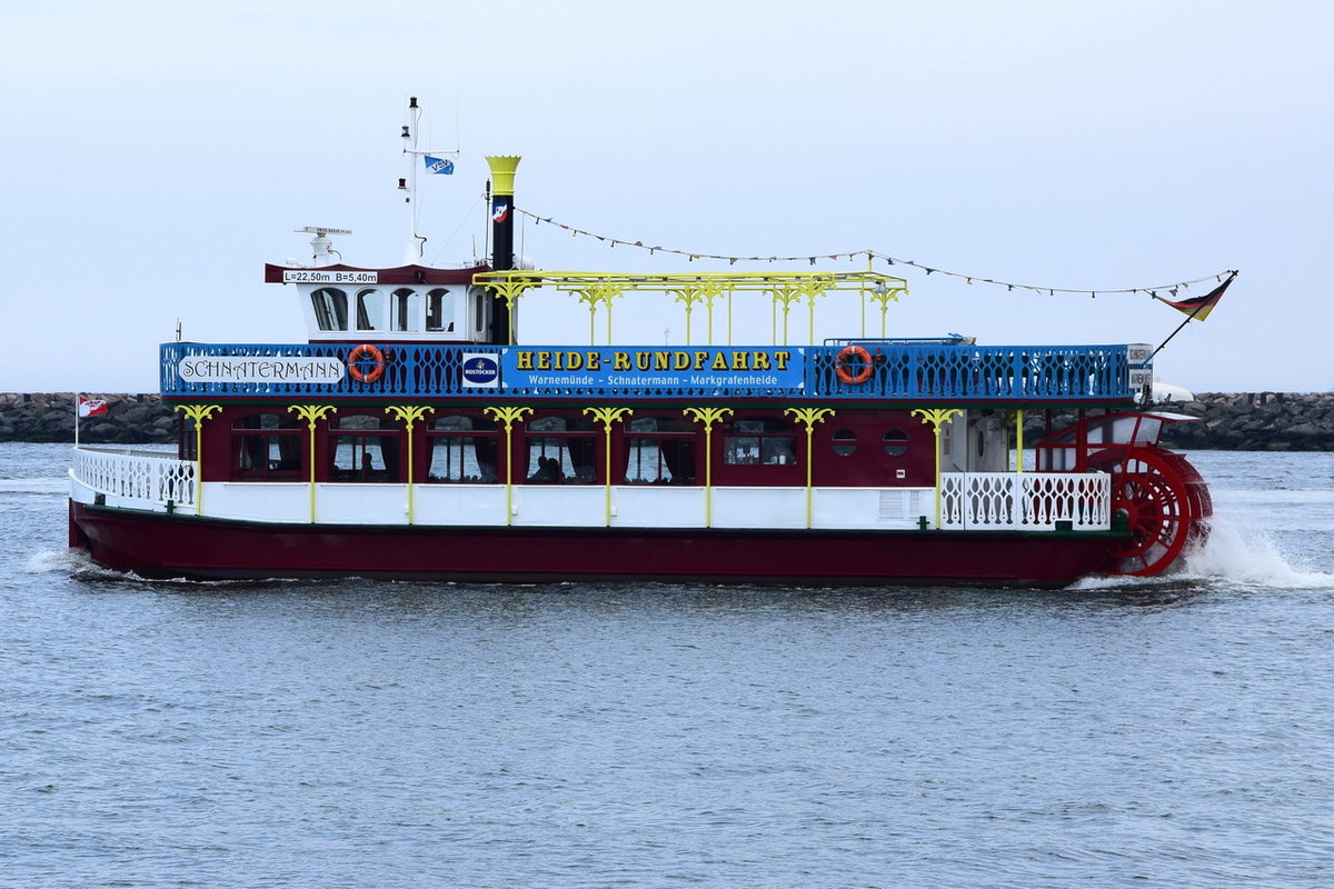 SCHNATERMANN , Fahrgastschiff , 26 x 5m , 29.03.2016 Rostock-Warnemünde