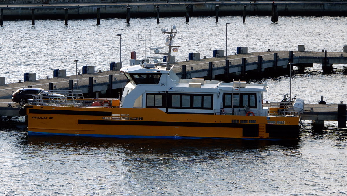 Schnellfähre WINDCAT 42 am 06.10.20 in Sassnitz