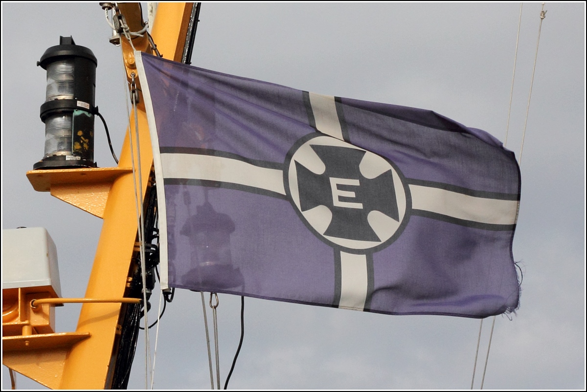 Schornsteinmarke der Reederei Cassen Eils aus Cuxhaven ...