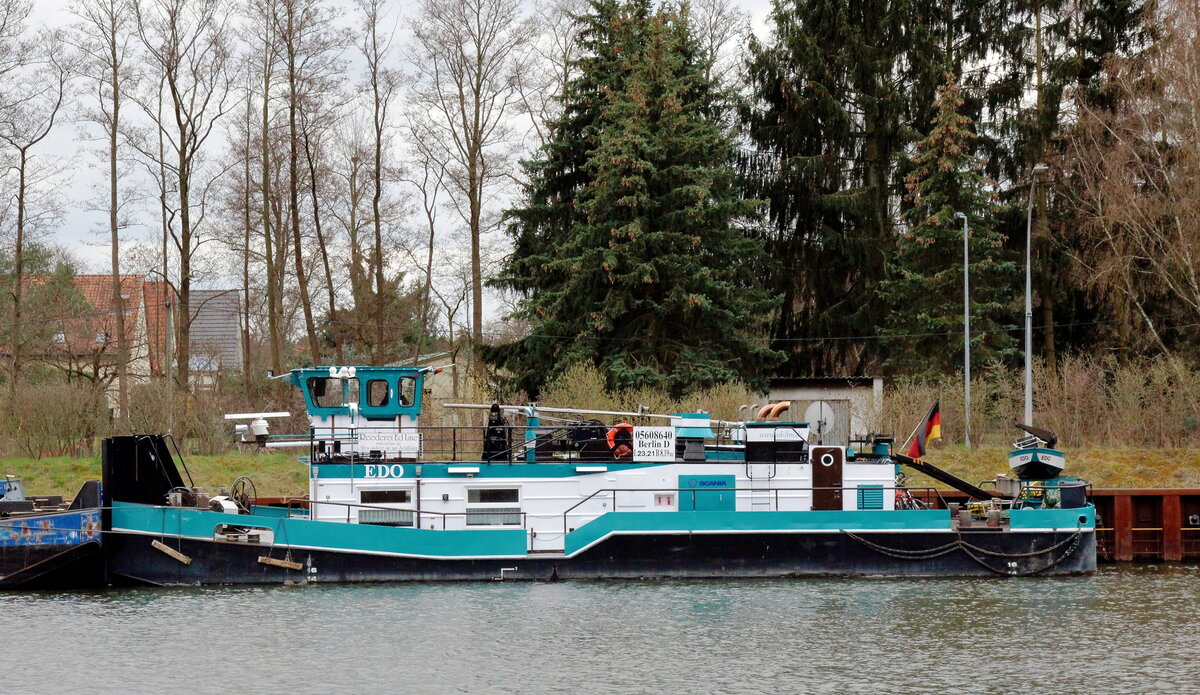 Schubboot  EDO  (05608640 , 23,21 x 8,19m) lag am 07.04.2021 im Unterwasser der Schleuse Wusterwitz / Elbe-Havel-Kanal.