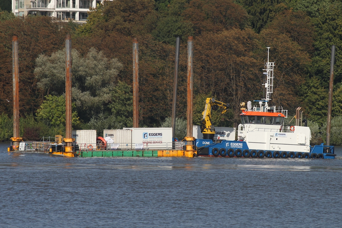 Schuber  DÜNE (IMO 9996197); Eigner/Betreiber: Eggers; Datum: 19.09.2025; Aufnahmeort: Elbe/Hafen Hamburg, Deutschland.