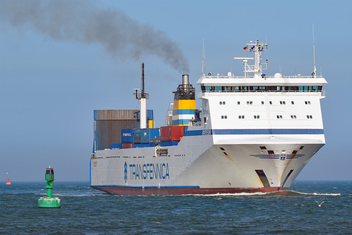 SEAGARD (IMO 9198977) am 22.04.2018 in Lübeck-Travemünde einlaufend