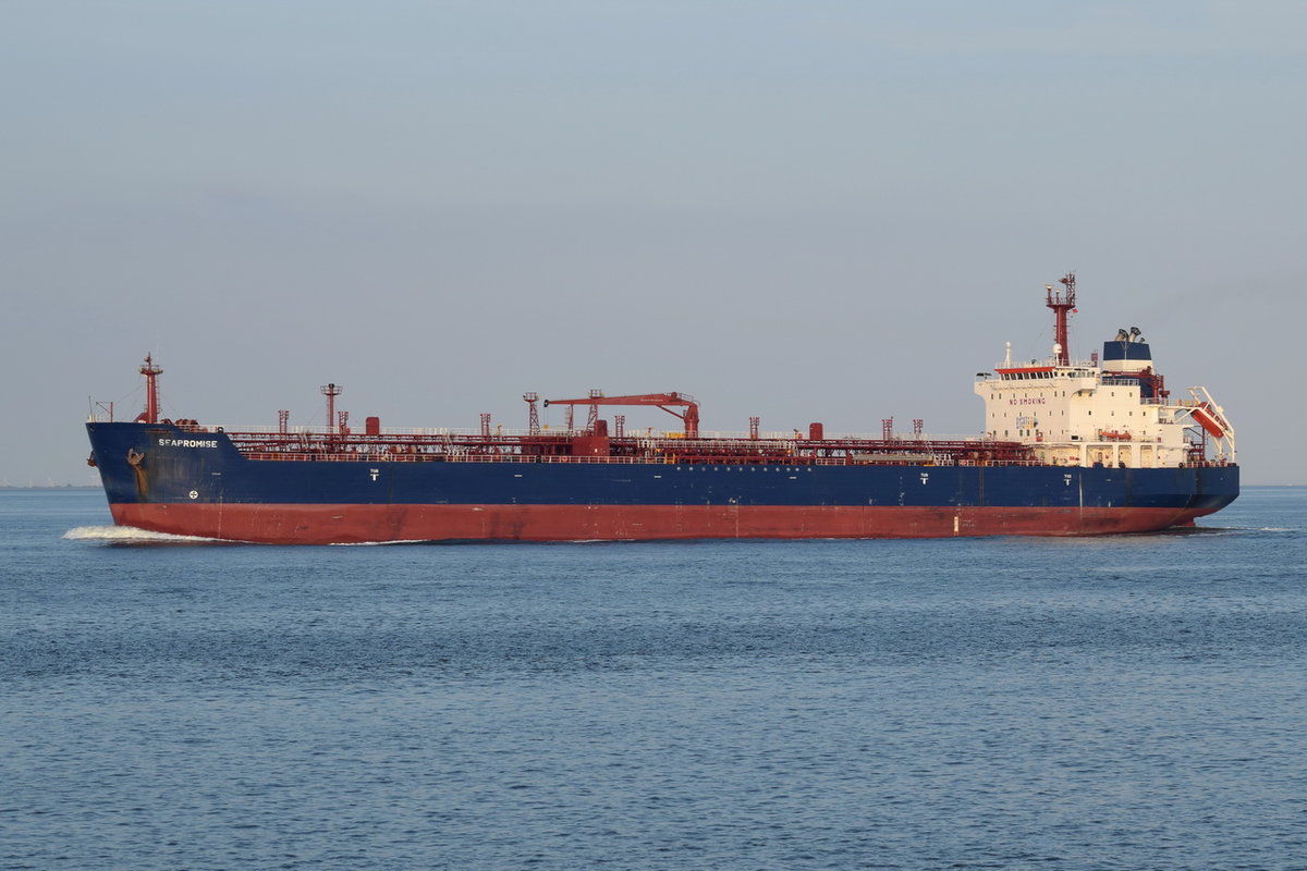 SEAPROMISE , Tanker , IMO 9247479 , Baujahr 2002 , 183m × 27.4m , am 05.09.2018 bei der Alten Liebe Cuxhaven 