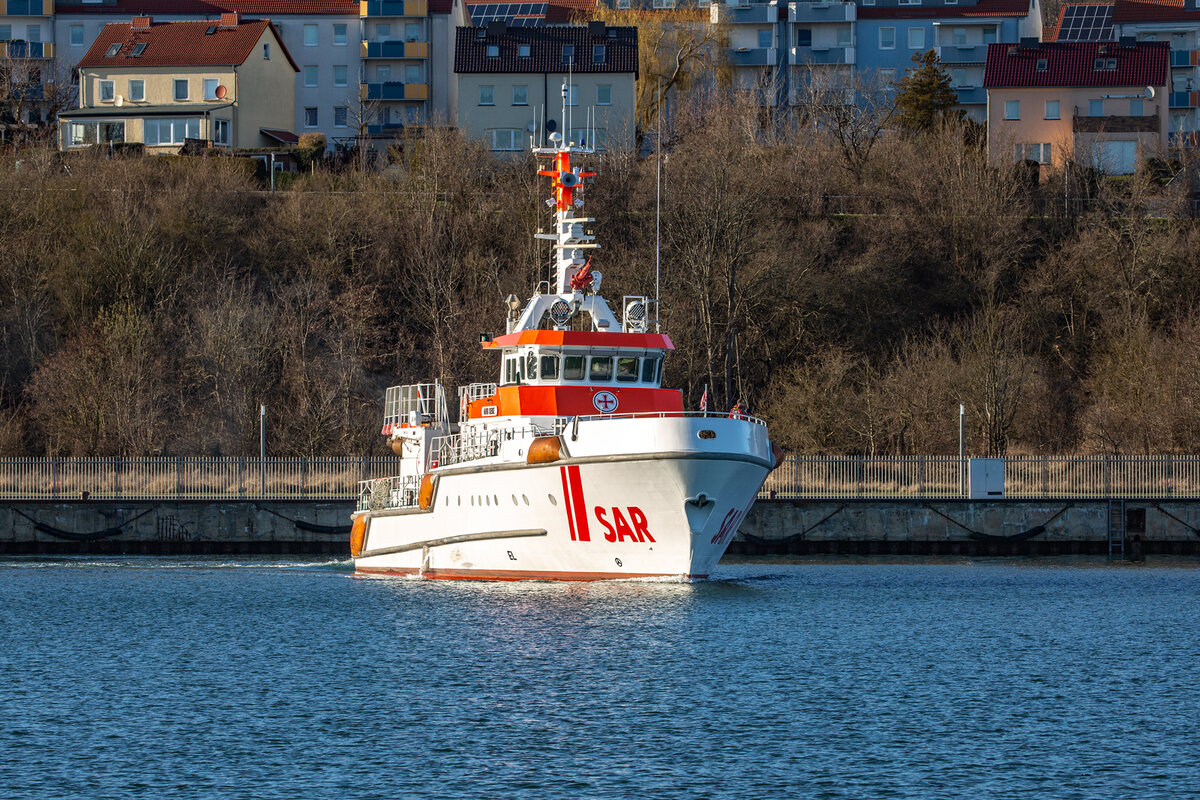 Seenotrettungskreuzer HARRO KOEBKE auslaufend in Sassnitz. - 17.03.2024