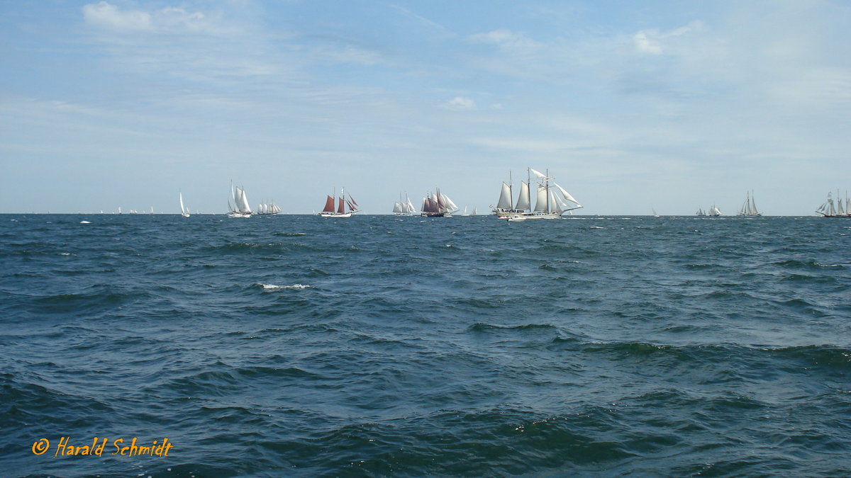 Segelbegleitschiffe auf der Kieler Förde am 25.6.2008 (Kieler Woche)
