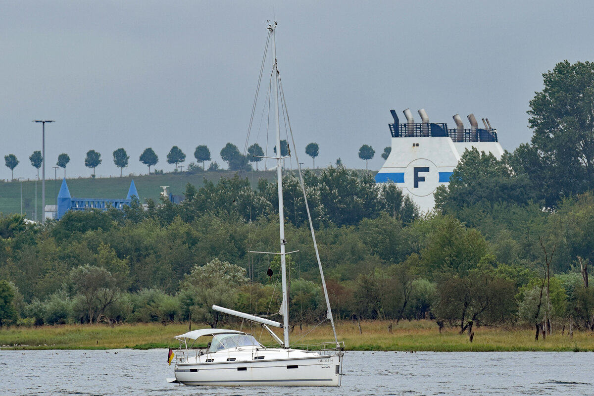 Segelboot AURORA (HL-335 H) am 29.8.2021 in der Pötenitzer Wiek bei Lübeck-Travemünde