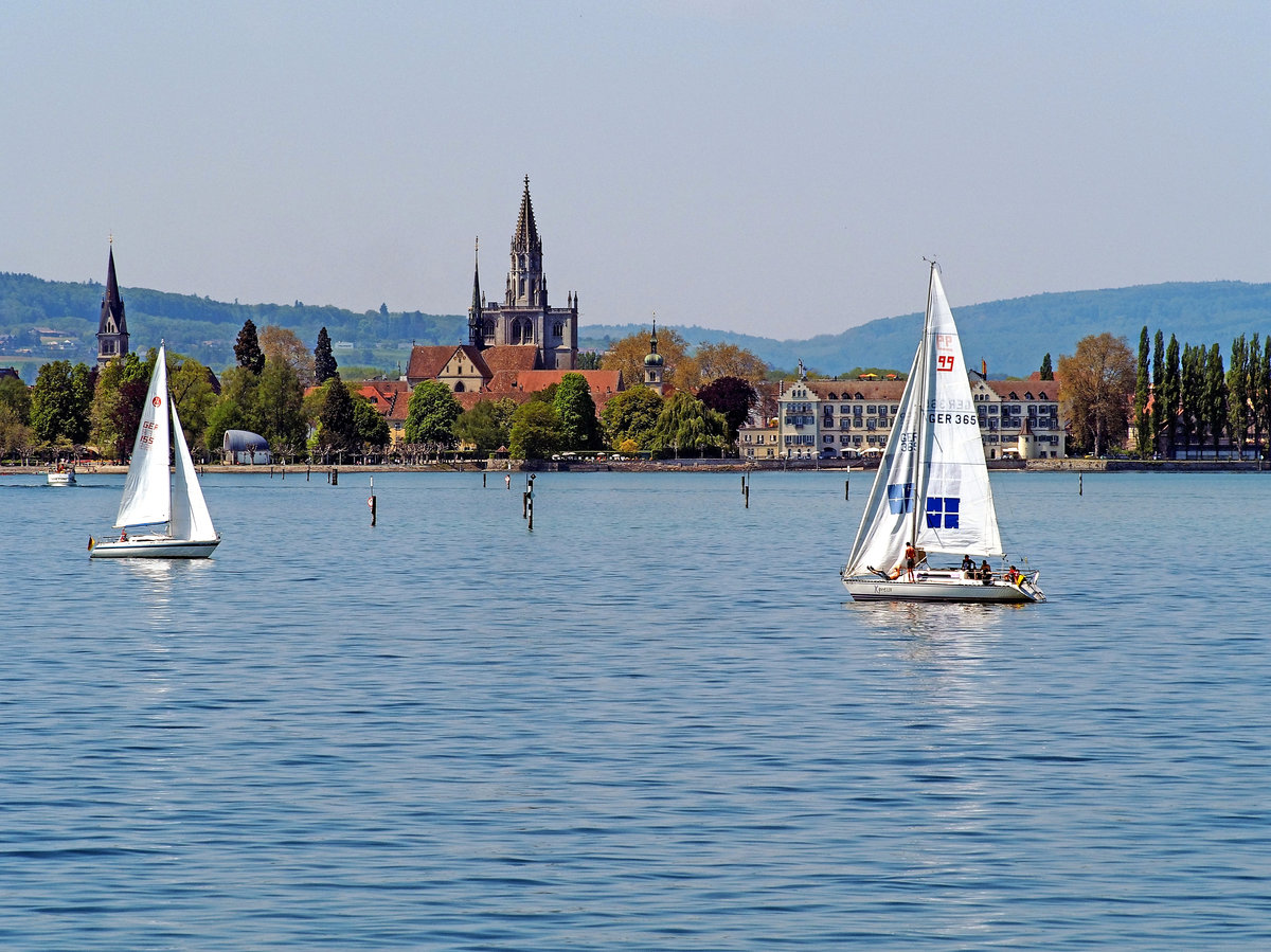 Segelboote vor Konstanz (8. Mai 2016)