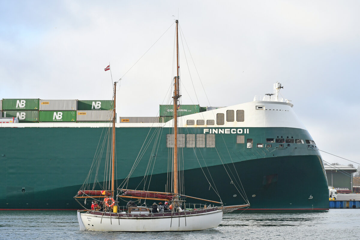 Segelschiff AGLAIA am 27.01.2024 in Lübeck-Travemünde