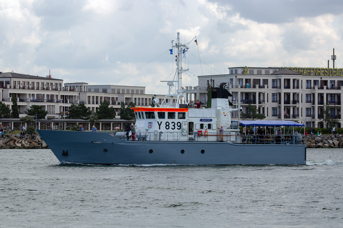 Sicherungsboote MUNSTER Y839 auf der Warnow zur 29. Hanse Sail. - 10.08.2019