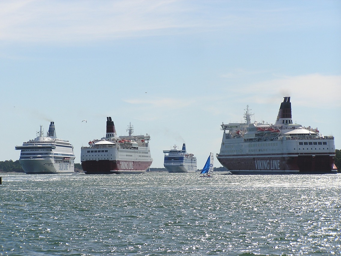 Silja Europa, Amorella, Silja Festival, Isabella vor Mariehamn, Aland-Inseln im Juli 2007.