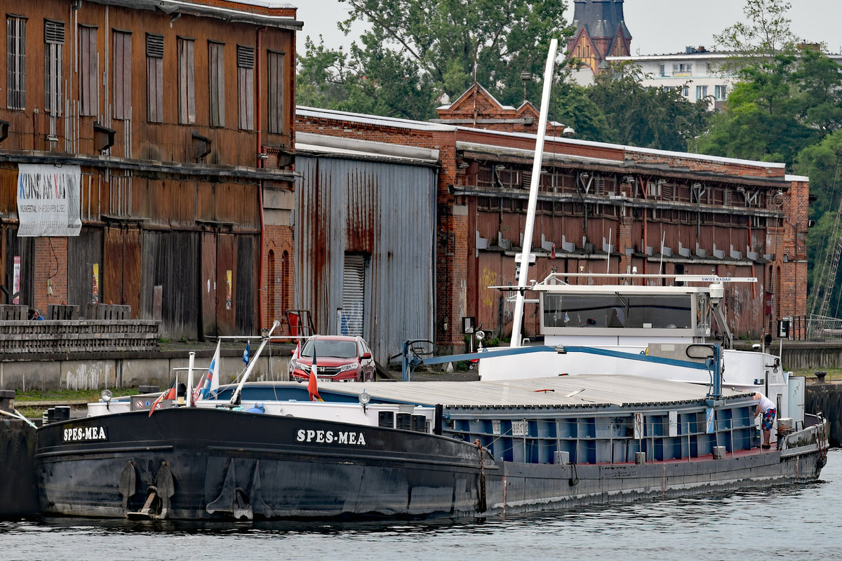 SPES-MEA (ENI: 01823307, MMSI: 211616660) am 20.7.2019 im Hafen von Lübeck 