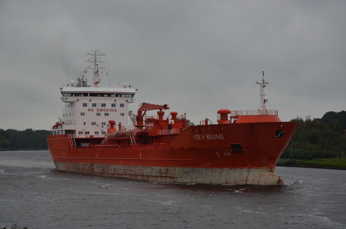 Sten Suomi, Tankschiff, Heimatstadt Bergen, IMO 9378723, Gesamtlänge x Grösste Breite: 144.1m × 23.19m, Baujahr: 2008. Am 07.10.17 bei Schachtaudorf.

