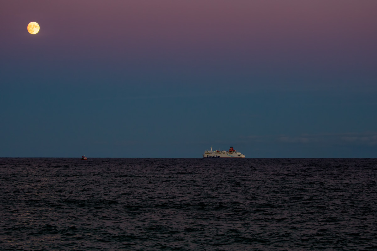 Stena Line Fähre „Sassnitz  auf Mondscheinfahrt. - 12.12.2016