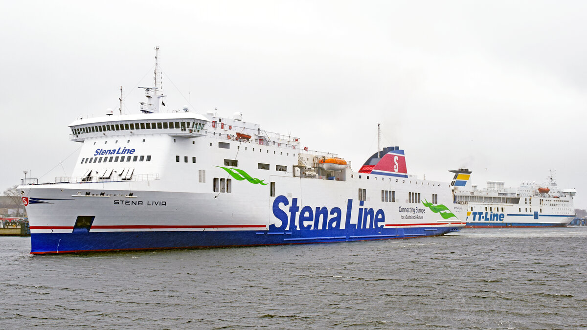 STENA LIVIA (Stena Line, IMO 9420423) am 14.03.2023 beim Skandinavienkai in Lübeck-Travemünde