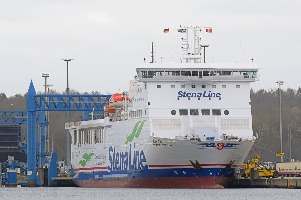 STENA VINGA (IMO 9323699) am 02.04.2021 am Skandinavienkai in Lübeck-Travemünde