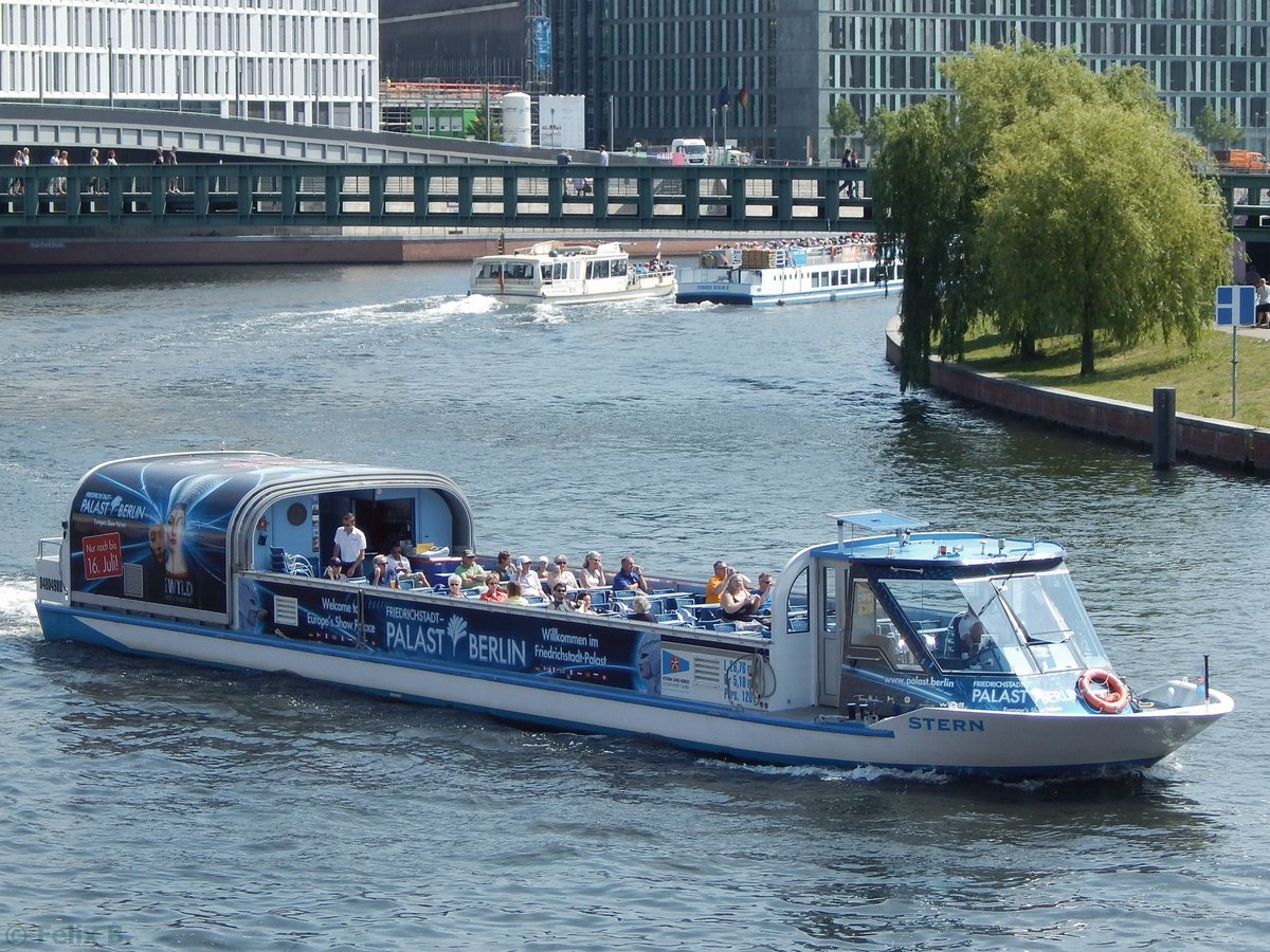  Stern  auf der Spree in Berlin 08.06.2016