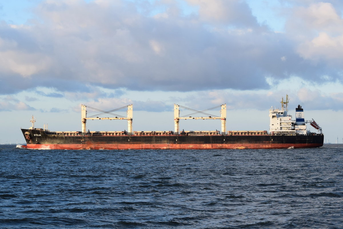 Stoja , Bulk Carrier , IMO 9585558 , Baujahr 2012 , 189.9 × 32.24m , Cuxhaven , 13.05.2019
