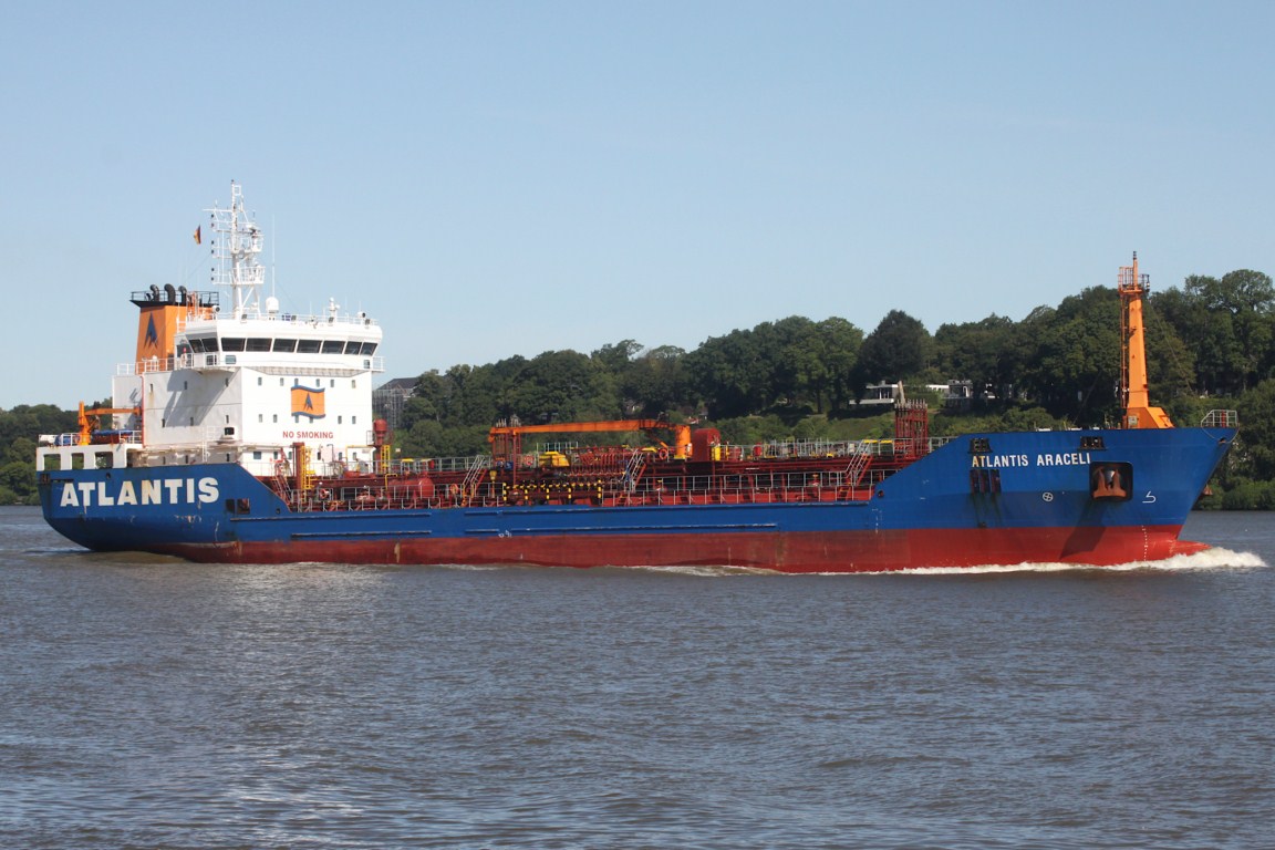Tankschiff ATLANTIS ARACELI (IMO 9367243); Datum: 21.07.2026; Aufnahmeort: Elbe/Hafen Hamburg, Deutschland.