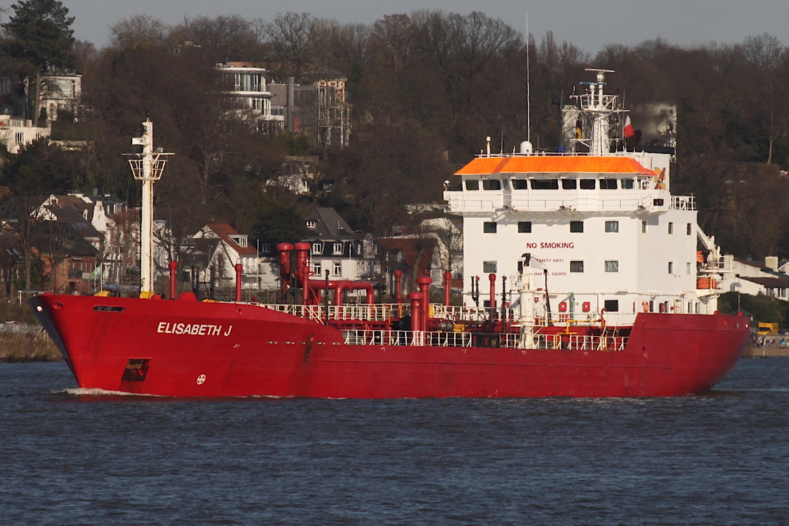 Tankschiff ELISABETH J (IMO 9264116); Datum: 18.03.2026; Aufnahmeort: Elbe/Hafen Hamburg, Deutschland.