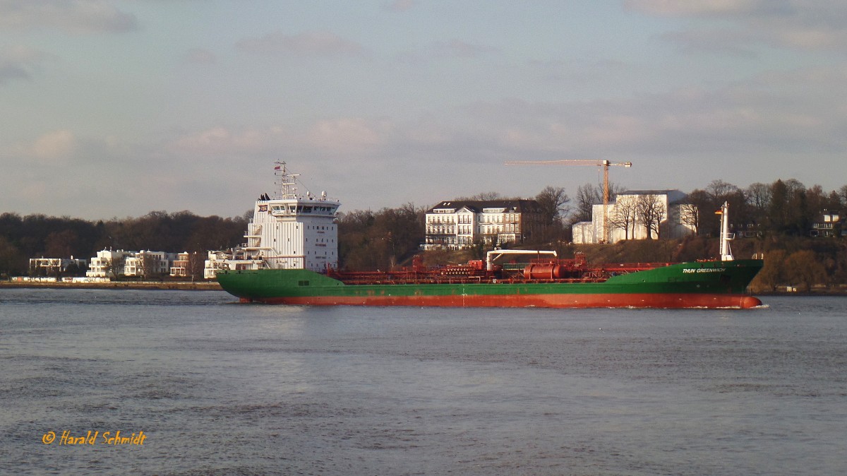 THUN GREENWICH  (IMO 9388479) am 11.3.2016, Hamburg einlaufend, Elbe Höhe Övelgönne /
Ex-Namen: MARSEL (bis 11/2007), TRINE THERESA (bis 08/2013), NORDIC TRINE /
Produkten- und Chemikalienetanker / BRZ 5.289  / Lüa 122,66 m, B 17,2 m, Tg 6,85 m / 1 Diesel, MaK, 4.052 kW (5.511 PS), 14 kn  / gebaut 2007 bei Yildirim Ship yard, Istanbul, Türkei  / Flagge: Niederlande, Heimathafen: Valetta / 
