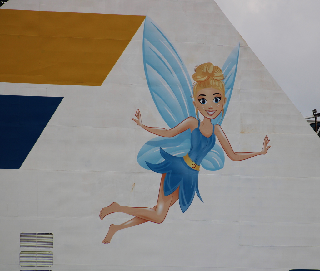 Tinker Bell am 02.07.2023 in Warnemünde fotografiert.