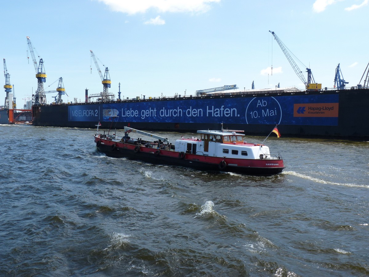 TMS 27  (ENI 04017770) am 3.6.2013, Hamburg, Elbe Höhe St. Pauli /
Bunkerboot  / Lüa 36,36 m, B 6,37 m, Tg 1,65 m / 141 t / 1 Diesel, 350 PS / 1966 bei Arminiuswerft, Bodenwerder /