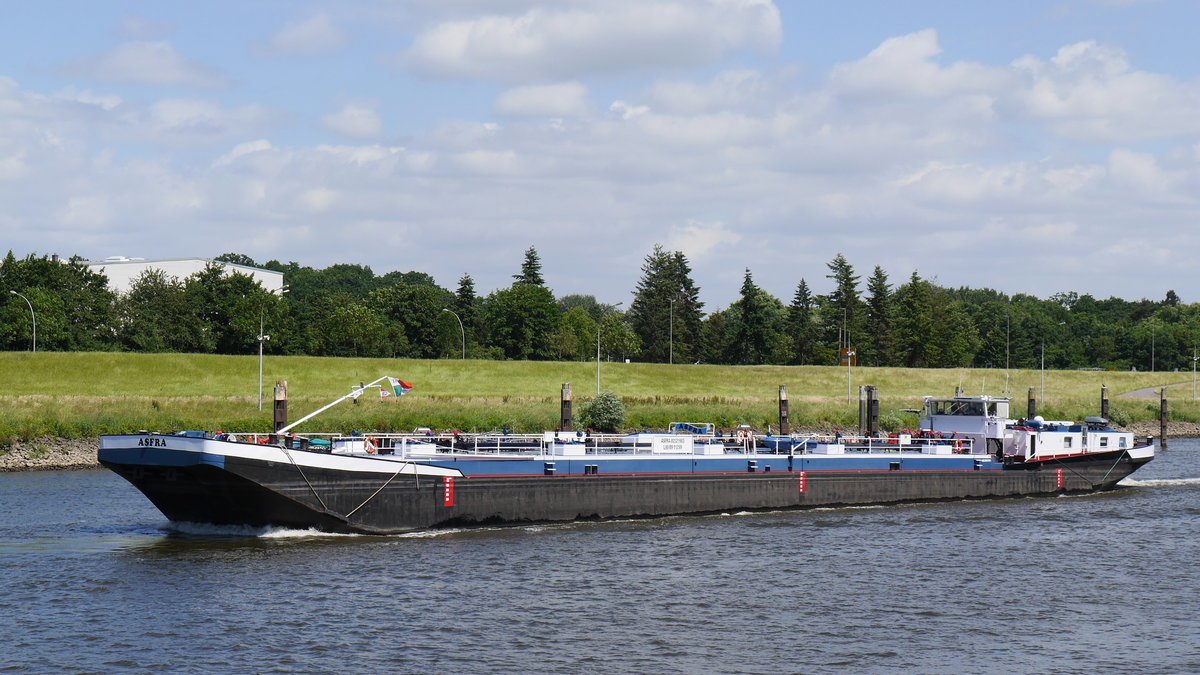 TMS ASFRA, Dortrecht 02321983 m unteren Schleusenkanal Geesthacht die Elbe zu Berg; 10.06.2016
