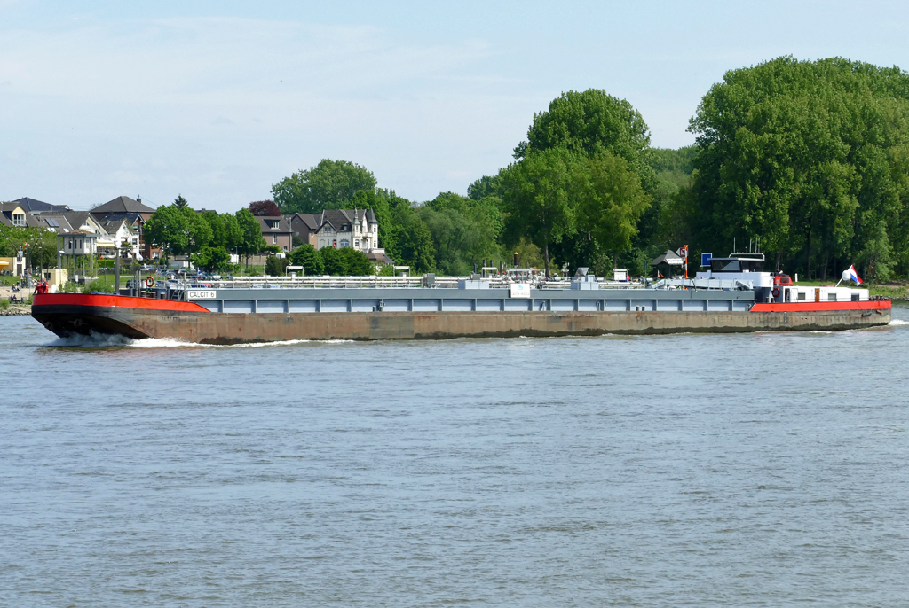 TMS  Calcit 6  auf dem Rhein in Mondorf - 06.05.2017